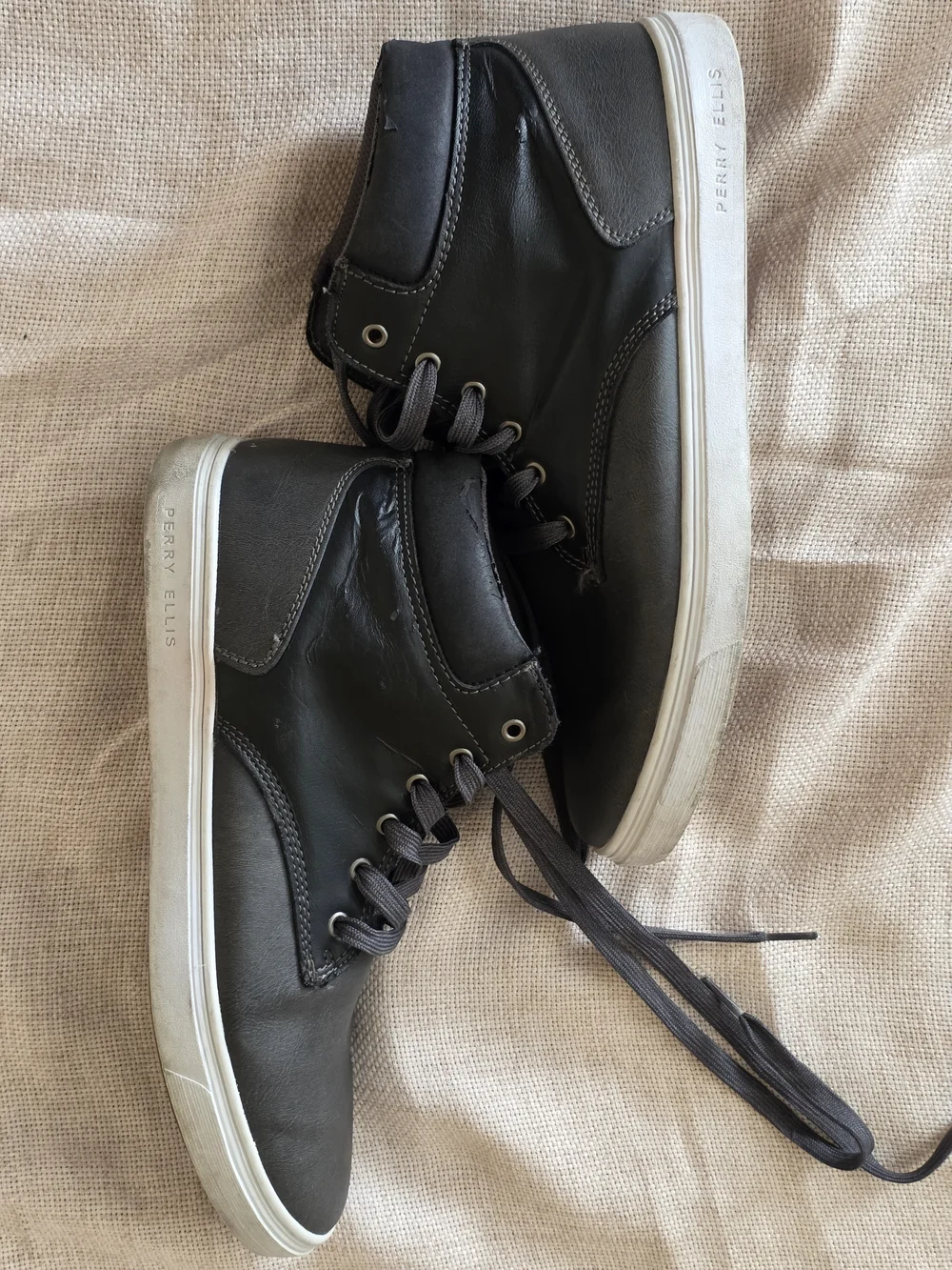 Perry Ellis Men's Black Dark Gray High-Top Sneakers Size 10.5 Preppy Casual Work